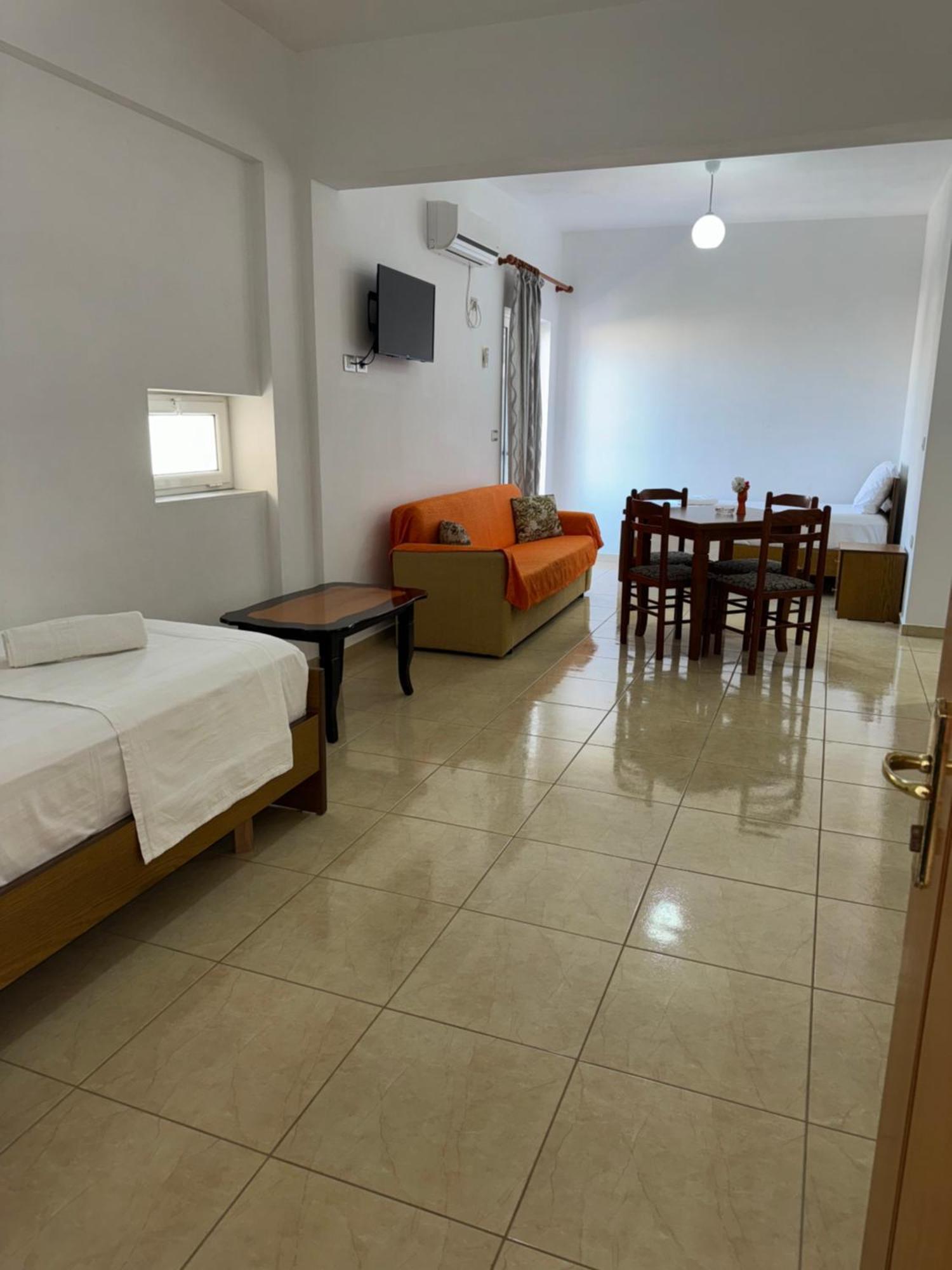 Aleksander Aparthotel Ksamil Bagian luar foto
