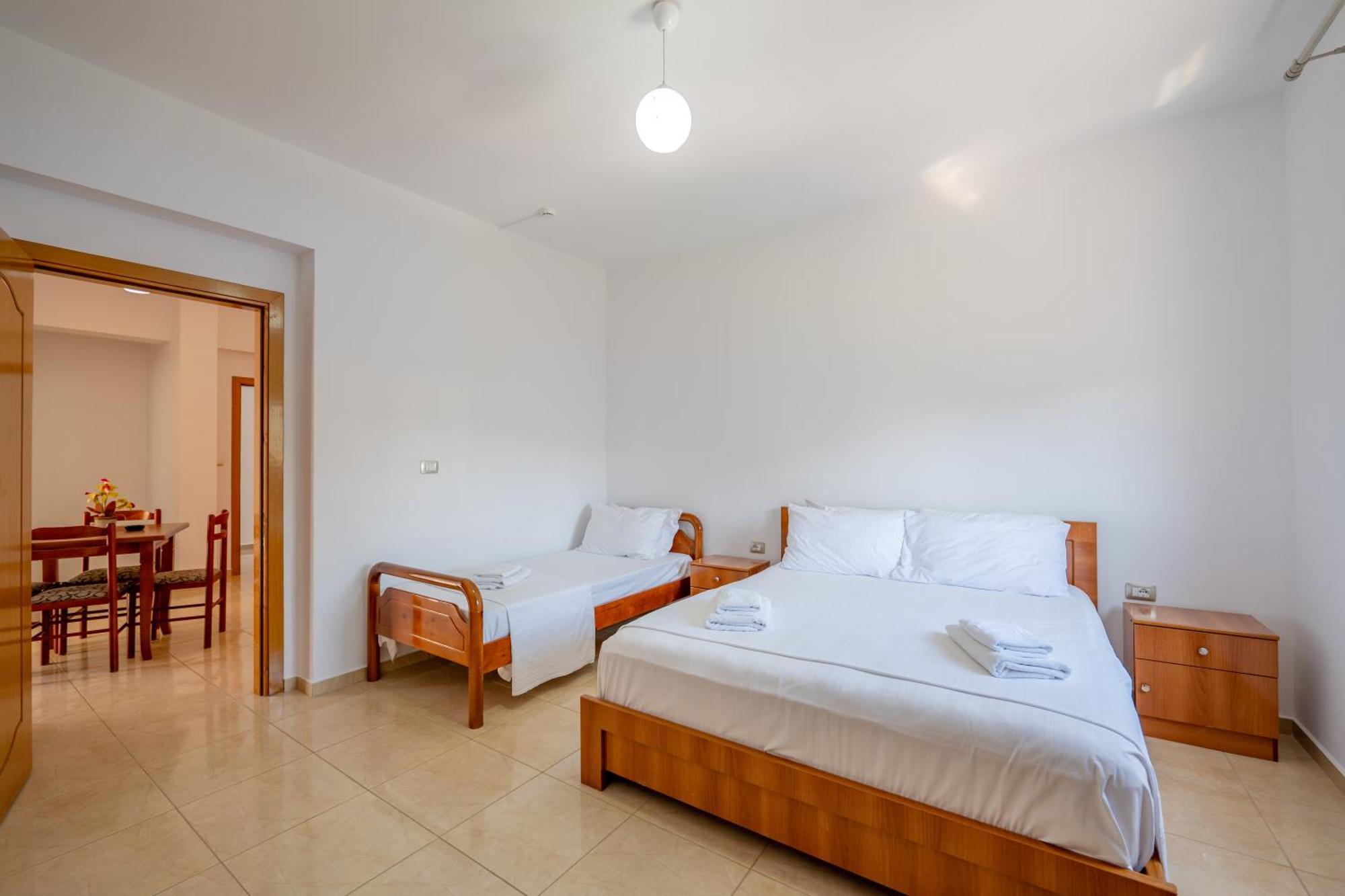 Aleksander Aparthotel Ksamil Bagian luar foto